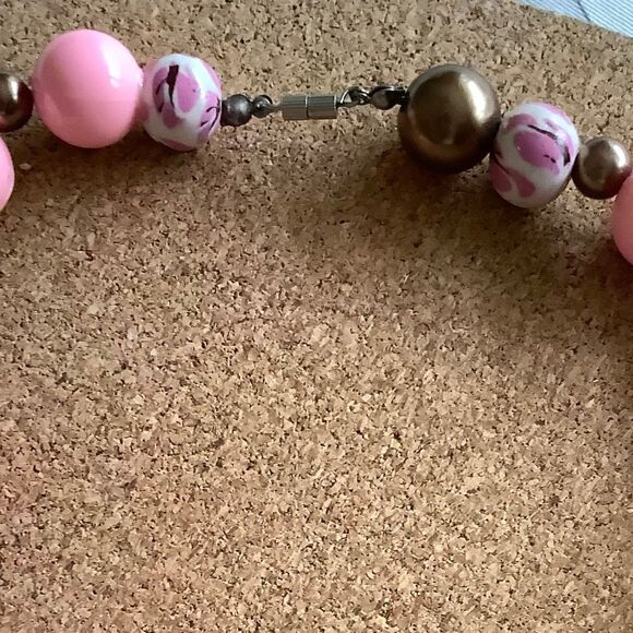 NWOT PINK SPRING EASTER HAND MADE PAINTED BEADS LONG NECKLACE EARRINGS SET - Picture 6 of 11
